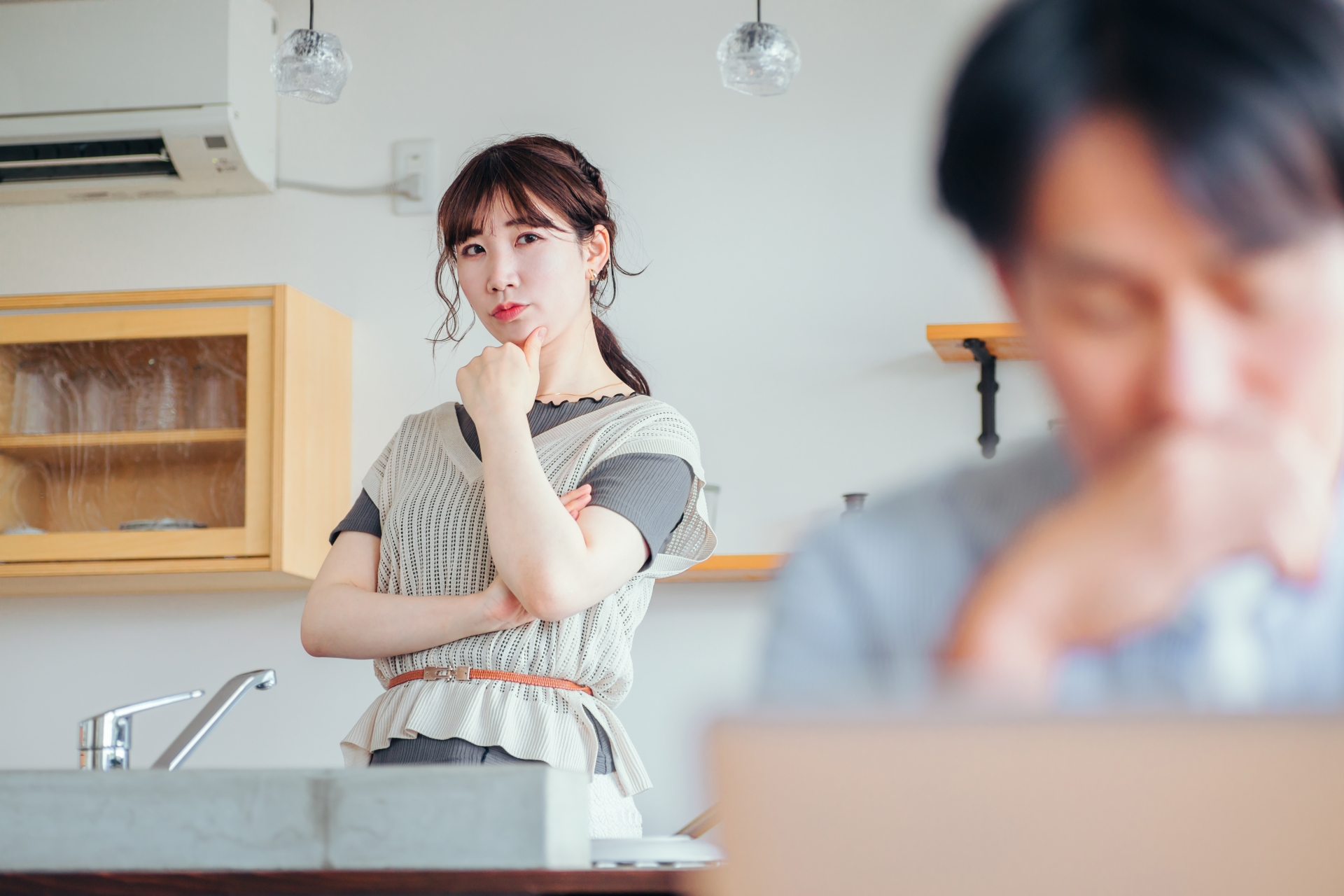 夫婦　別れさせる